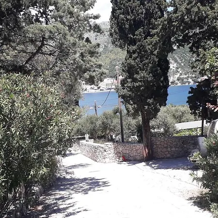 The Beautiful Position In Veliki Πανσιόν Zaton (Dubrovnik-Neretva)