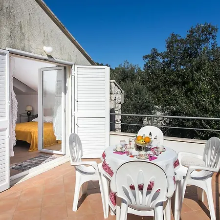 Apartament The Beautiful Position In Veliki